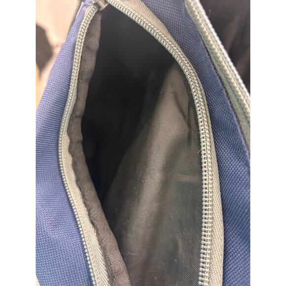 Disney Cruise Line Castaway Club Sling Backpack Shoulder Bag Navy - Picture 5 of 6